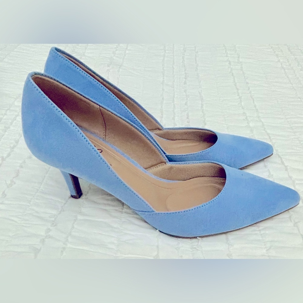 Abella Light Blue Pumps